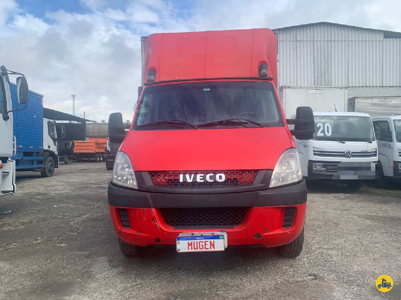 CAMINHAO IVECO DAILY 35s14 Baú Furgão Toco 4x2 Mugen Caminhões GUARULHOS SÃO PAULO SP